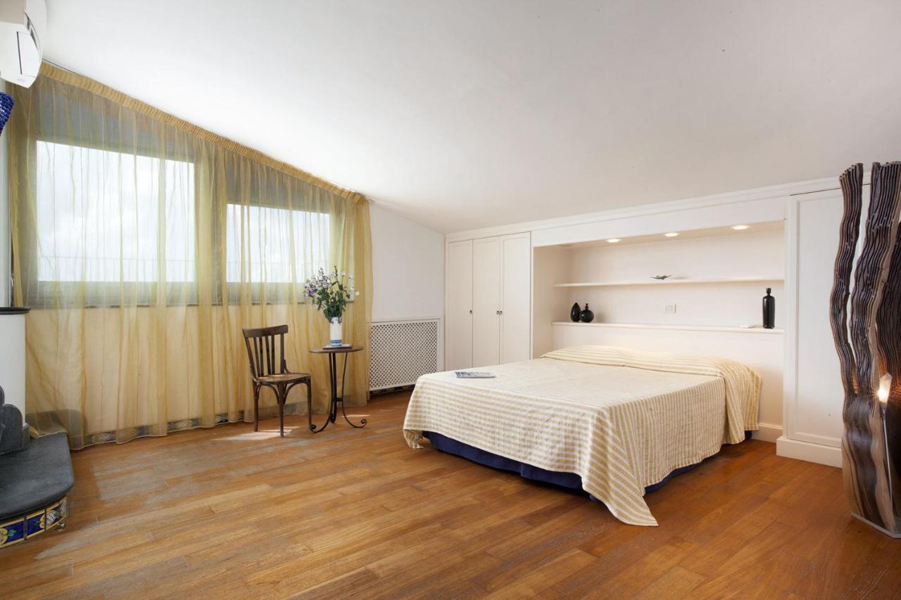 Amore Rentals - Residence Bosco SantʼAgata sui Due Golfi Buitenkant foto