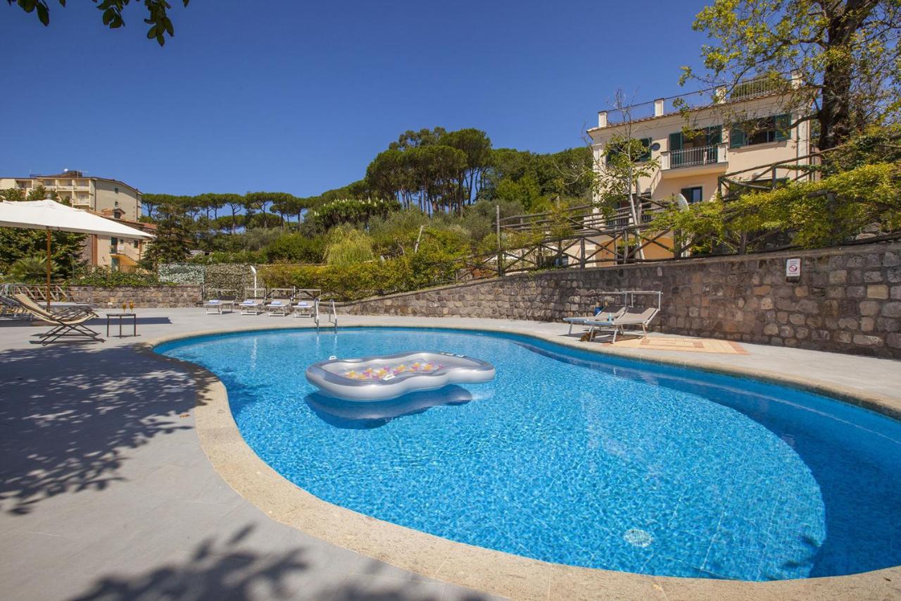 Amore Rentals - Residence Bosco SantʼAgata sui Due Golfi Buitenkant foto